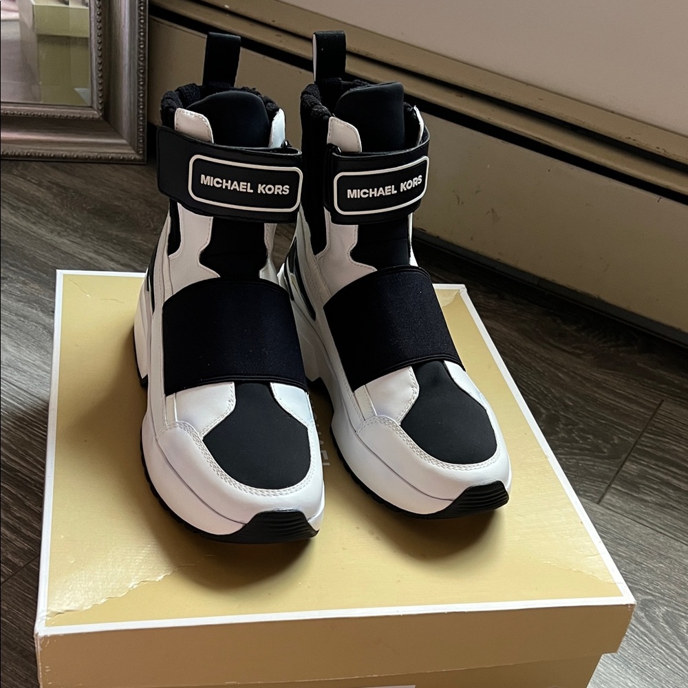 Michael Kors Monochrome High-Top Sneakers